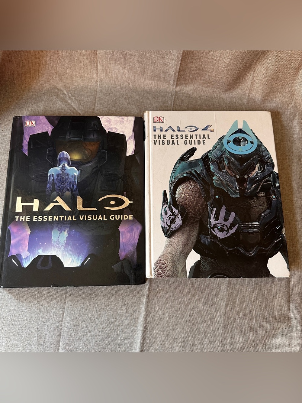 Halo DK The Essential Visual Guide + Halo 4 Hardcover Books set